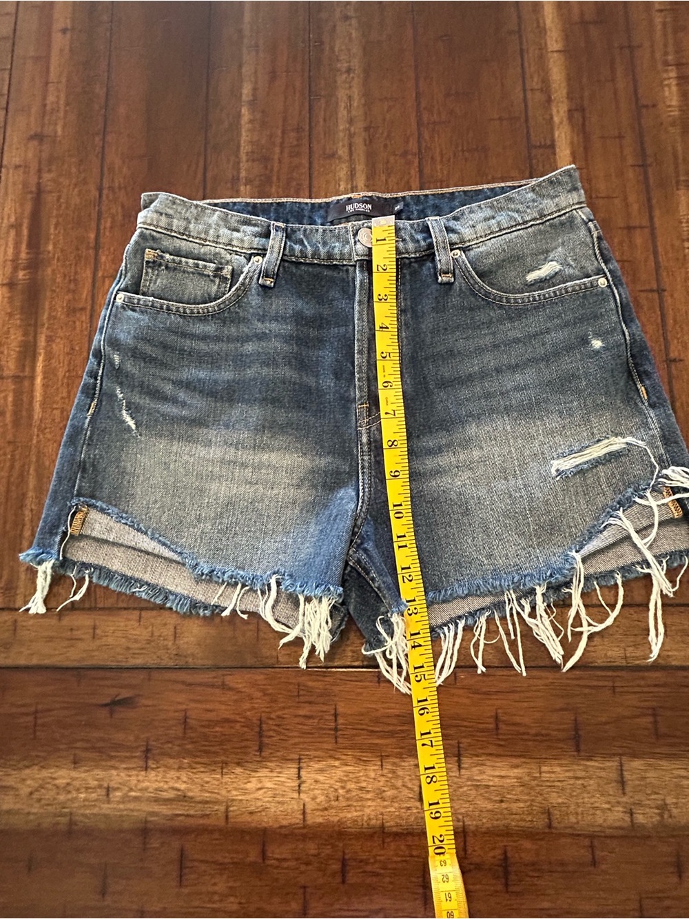 Hudson Lori Short size 28 Distressed Blue Denim Cutoff Shorts - Picture 7 of 7